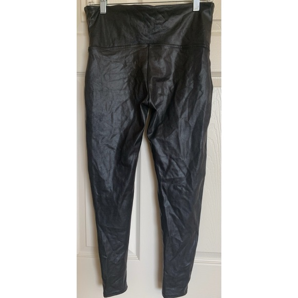 NWT Spanx Faux Leather Leggings Petite XL - Picture 2 of 4